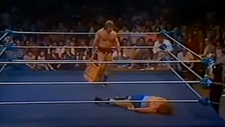 Larry Zbyszko attacks Bruno Sammartino