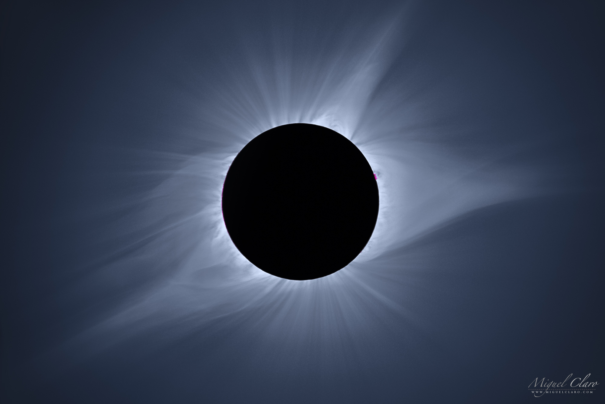 Watch the Sun's Elusive Corona Appear in TimeLapse Solar Eclipse Video