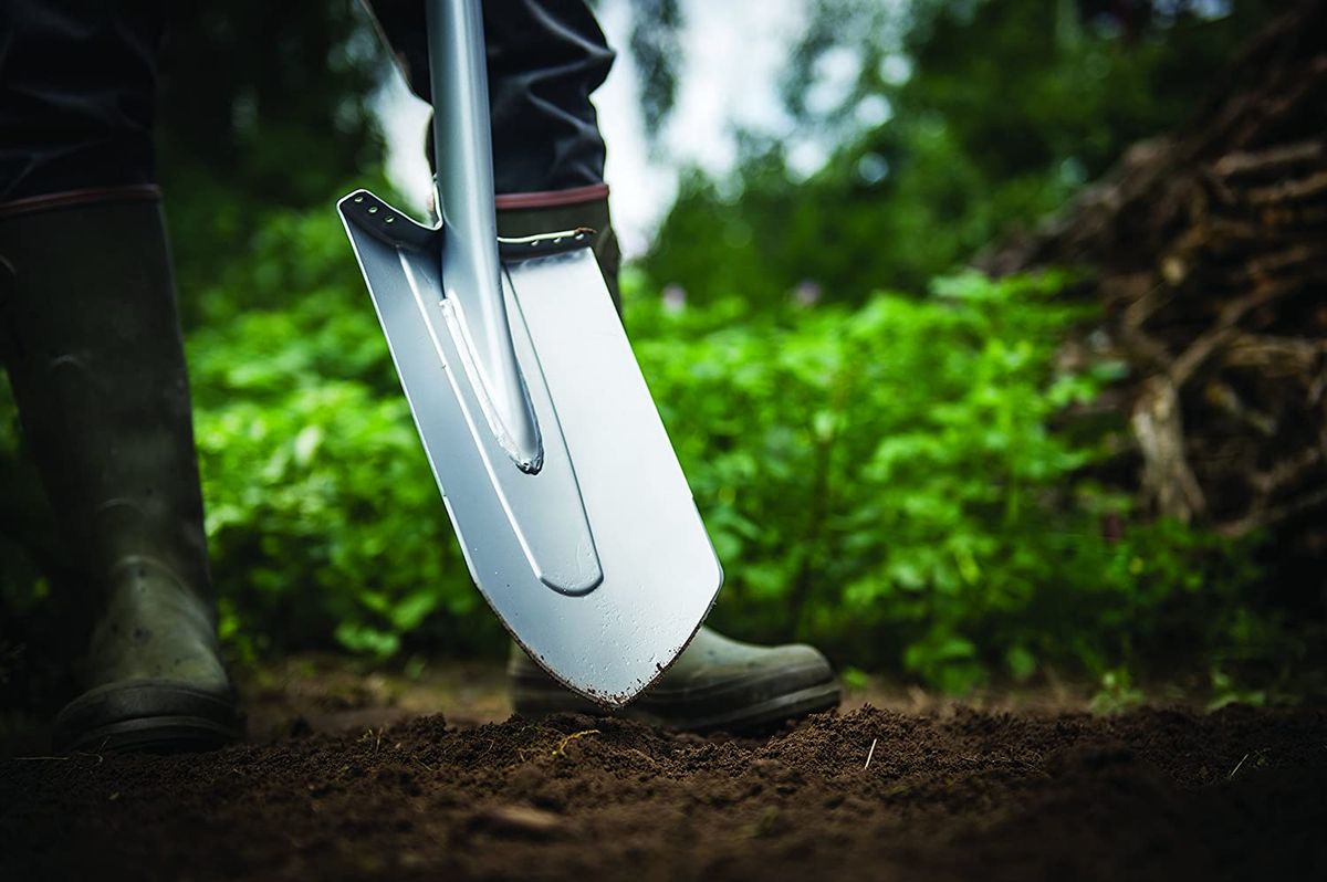 Best gardening tools 8 top buys for fussfree garden maintenance