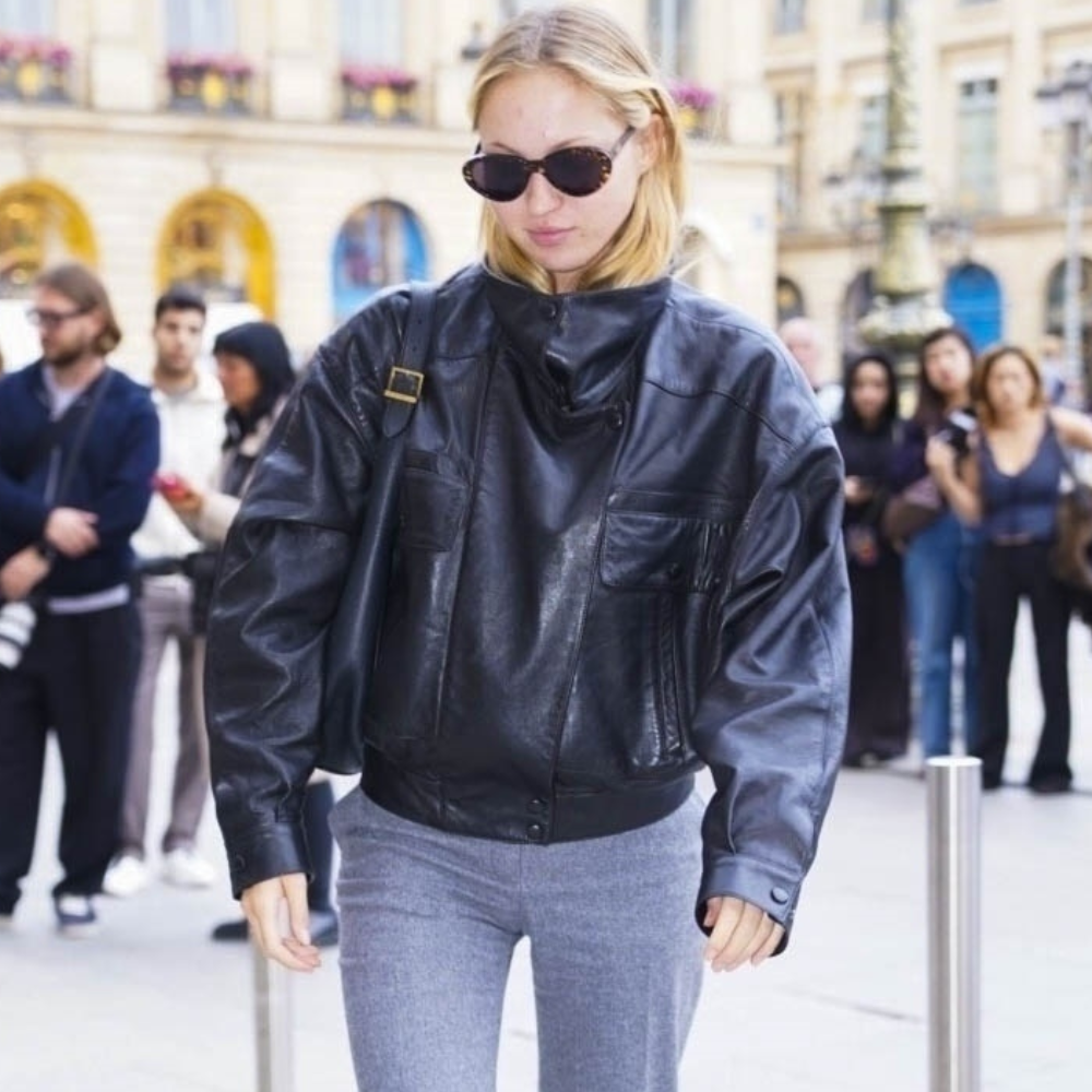 Lila Moss wears the funnel neck jacket trend.