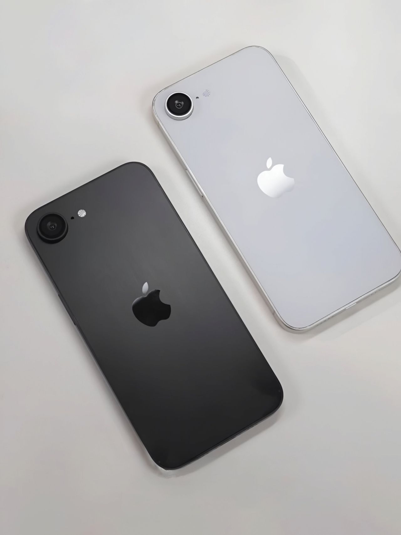 iPhone SE 4 leaked images