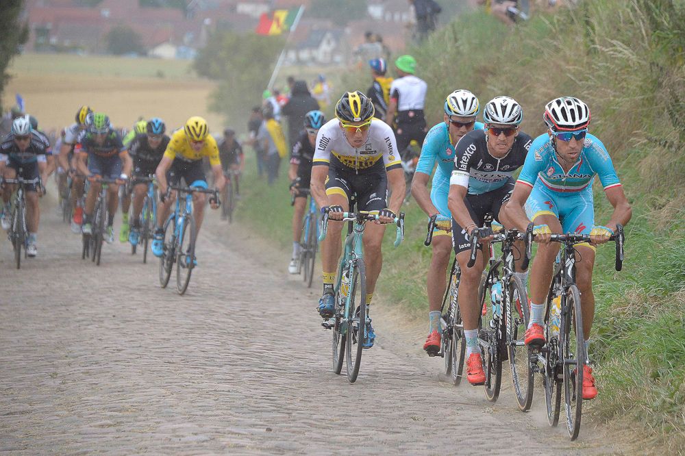 Nibali leads a small group that tried to power away.