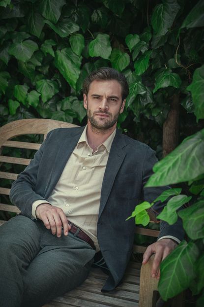 Tom Bateman as David