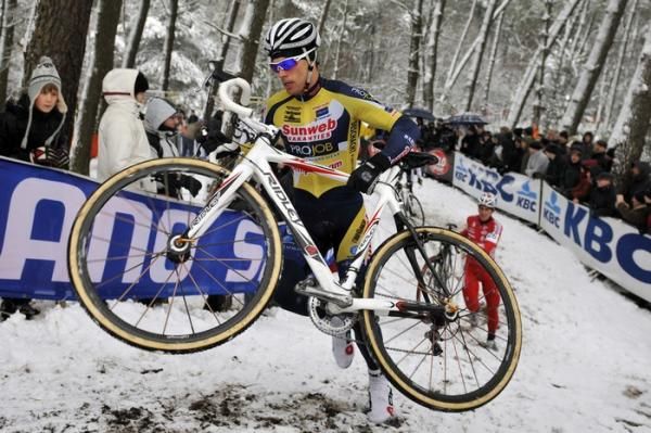 Sven Vanthourenhout (Sunweb-Projob) was one of the early pace setters