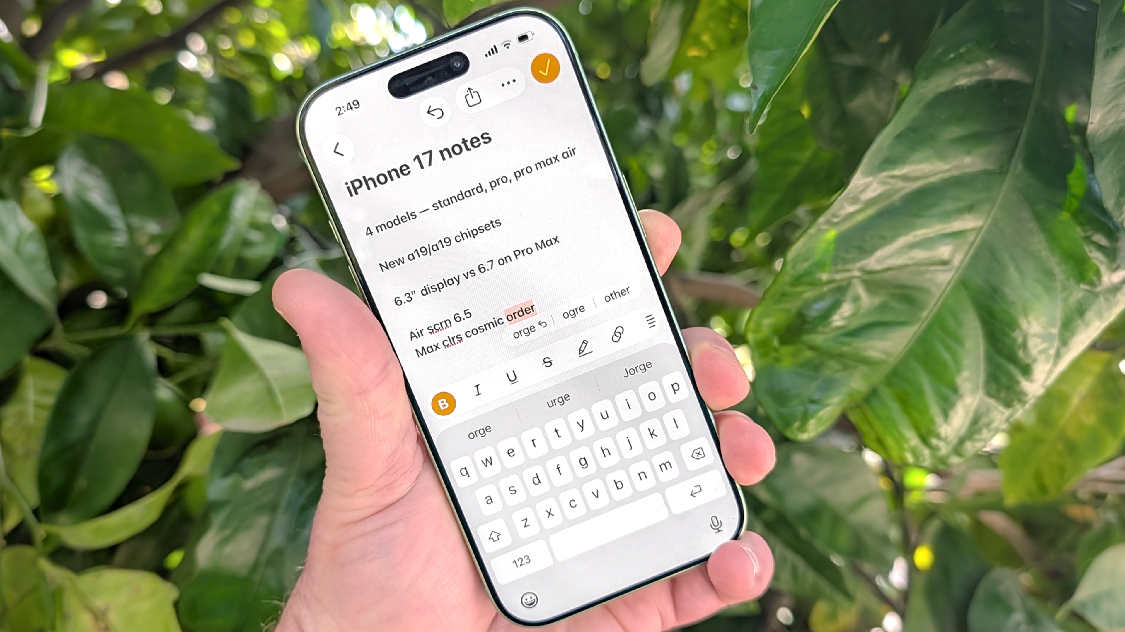 Notes on an iPhone 17 running iOS 26 and showing an autocorrection
