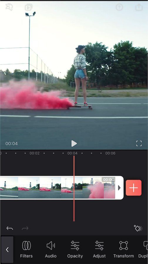 You can animate objects and erase green screens with Videoleap