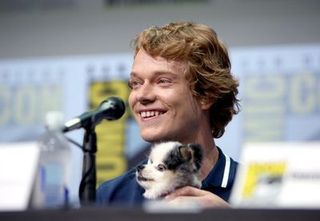 Alfie Allen's Puppy Game of Thrones Comic-Con