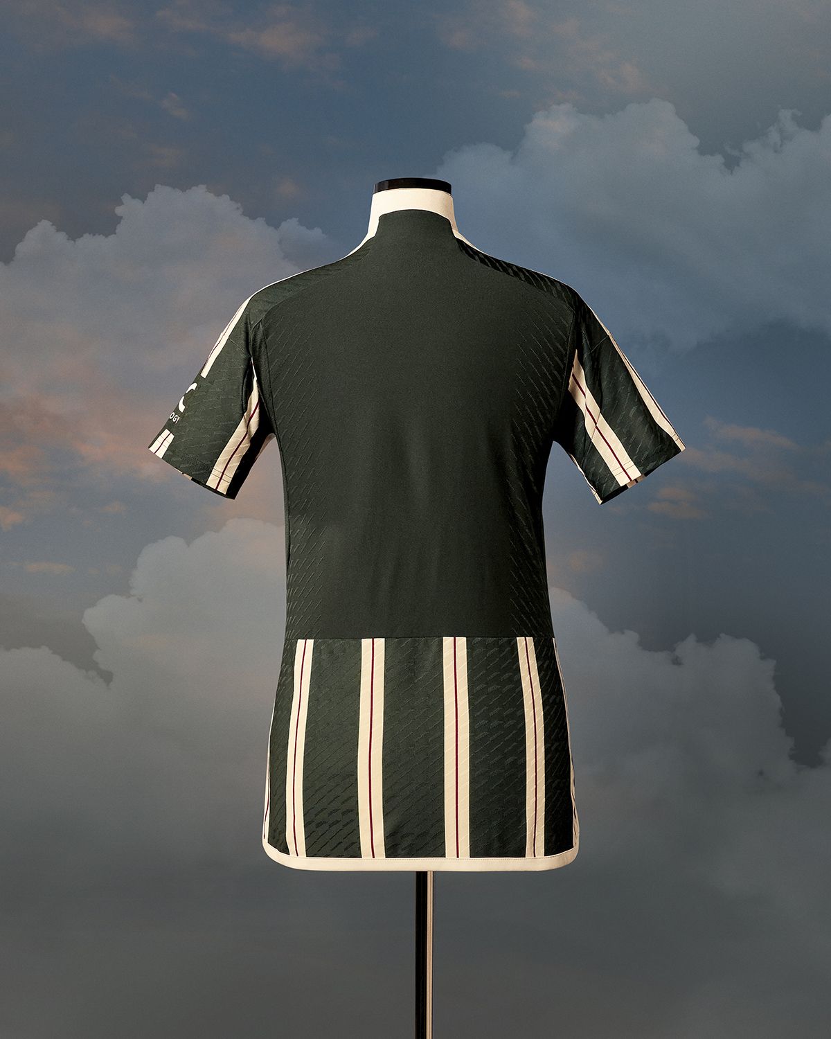 New Manchester United away kit