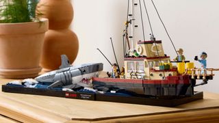Lego Jaws set on a wooden surface