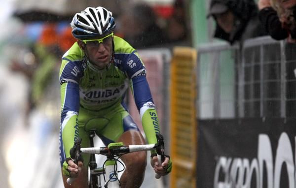 Vincenzo Nibali (Liquigas - Doimo) crosses the finish line in fifth place.