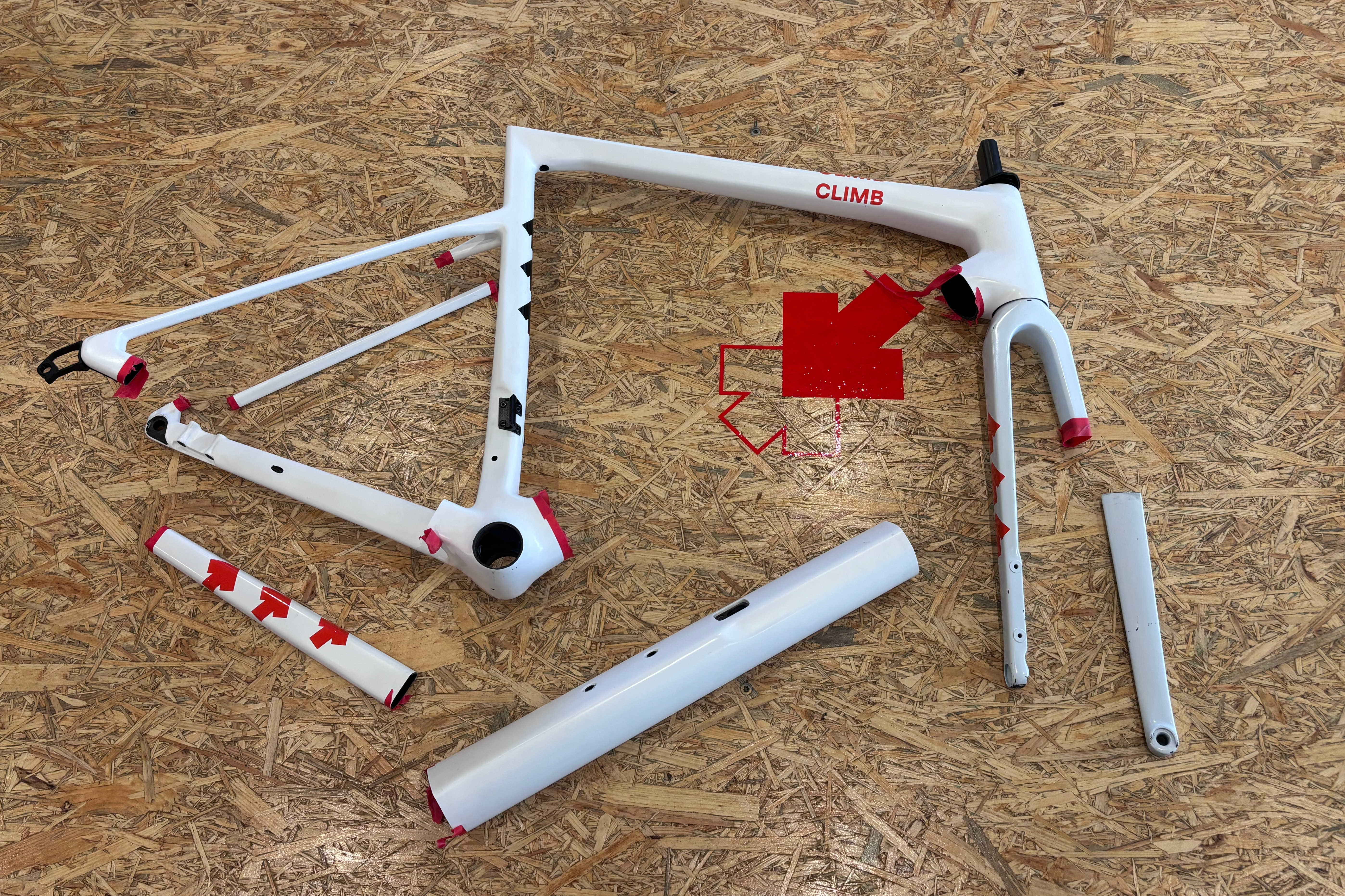 The new BMC Teammachine SLR 01 de-constructed