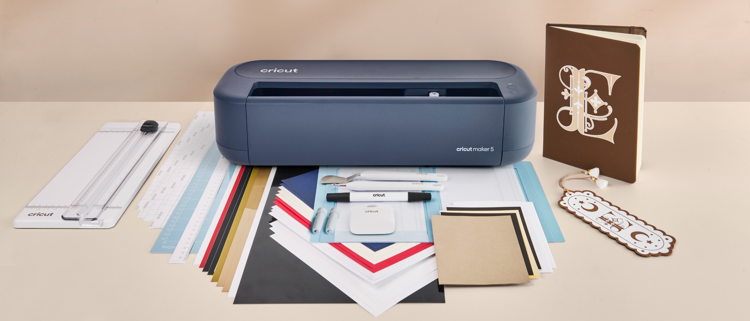 Cricut Maker 5 with bundle