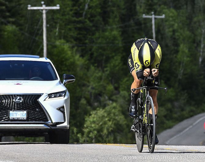 Svein Tuft (Michelton-Scott) on his way to an 11th Canadian title
