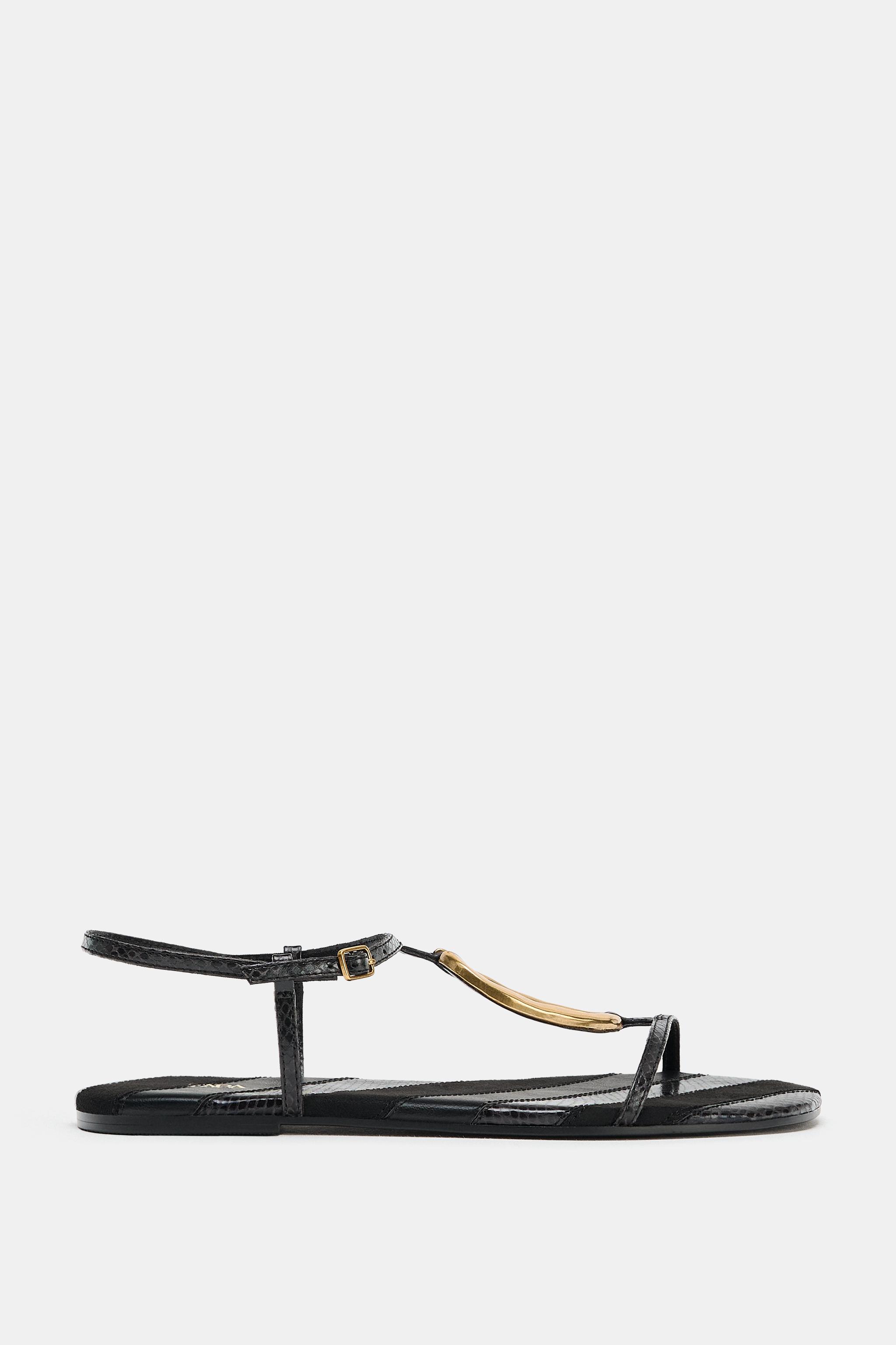 Flat Sandals With Metallic Appliqu&Eacute;