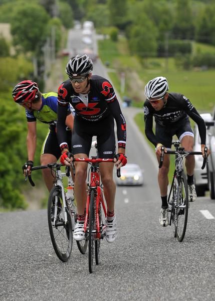 The break riders can feel the peloton breathing down their neck