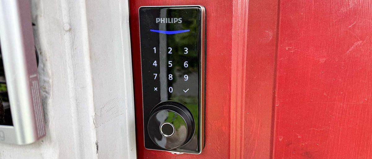 Philips smart lock attached to front door