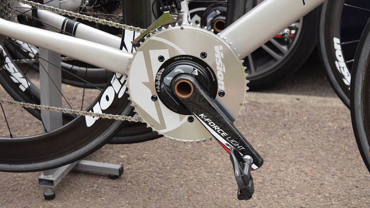 Colour-coordinated Vision chainrings are paired with a Power2Max power meter and K-Force light carbon crank arms