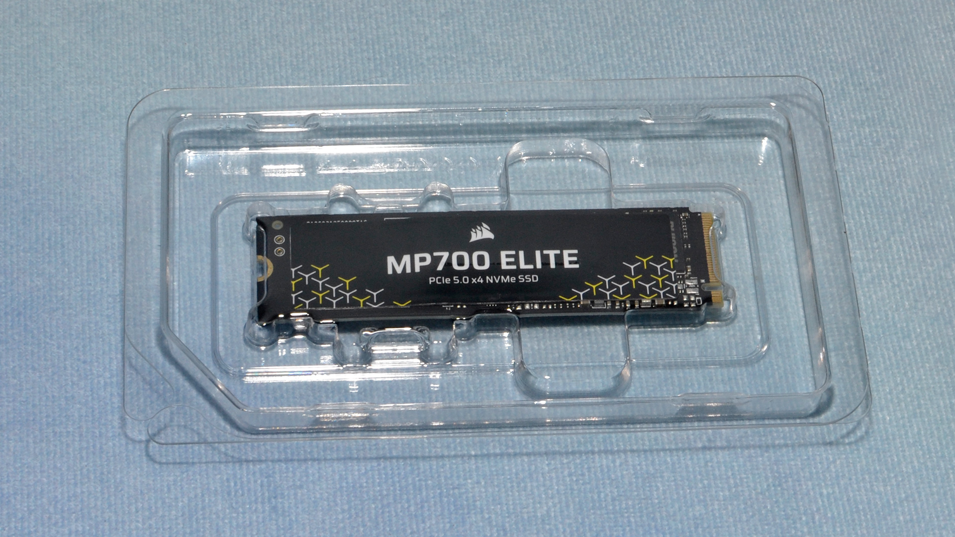 Corsair MP700 Elite SSD