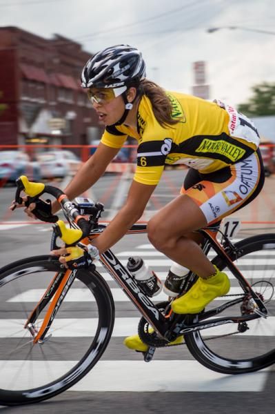 Carmen Small (Optum) goes into the last stage in yellow.