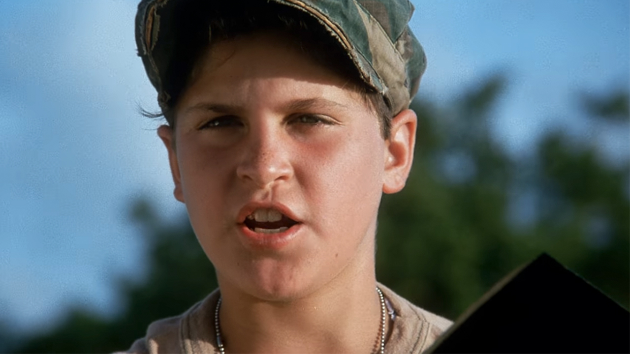 Joaquin Phoenix in close up in Russkies