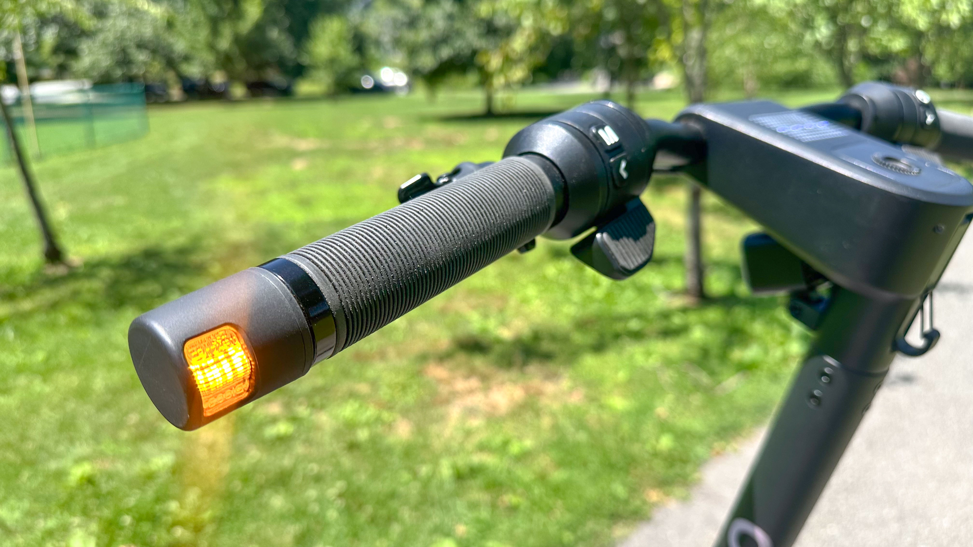 Apollo Explore 2.0 turn signal