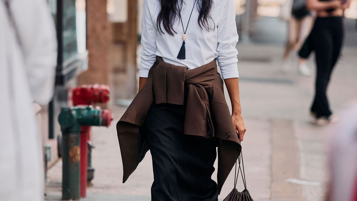 Sorry to My Closet Full of Black—These 7 Colors Are Winning Me Over This Season
