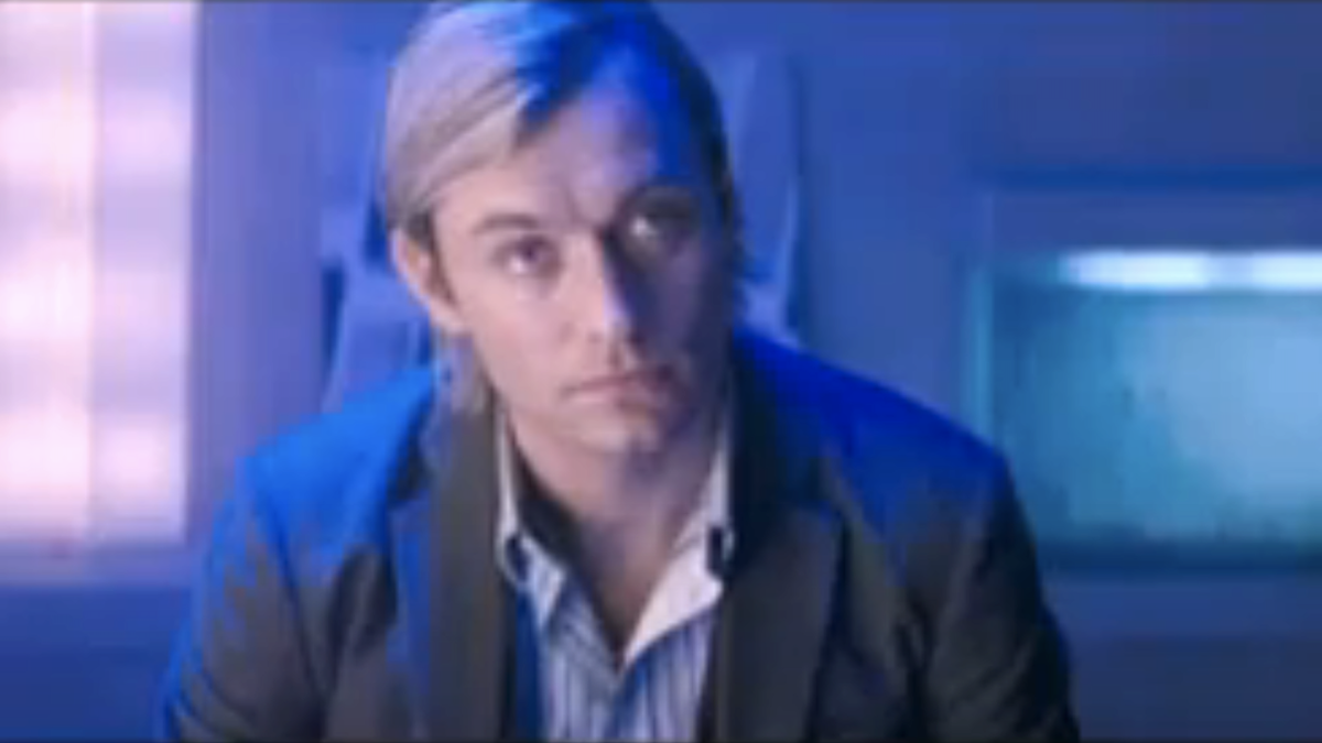 jude law in sleuth