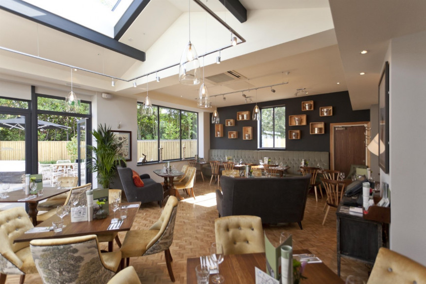 the-30-coolest-restaurants-in-birmingham-20-1556688348-j3xL-column-width-inline
