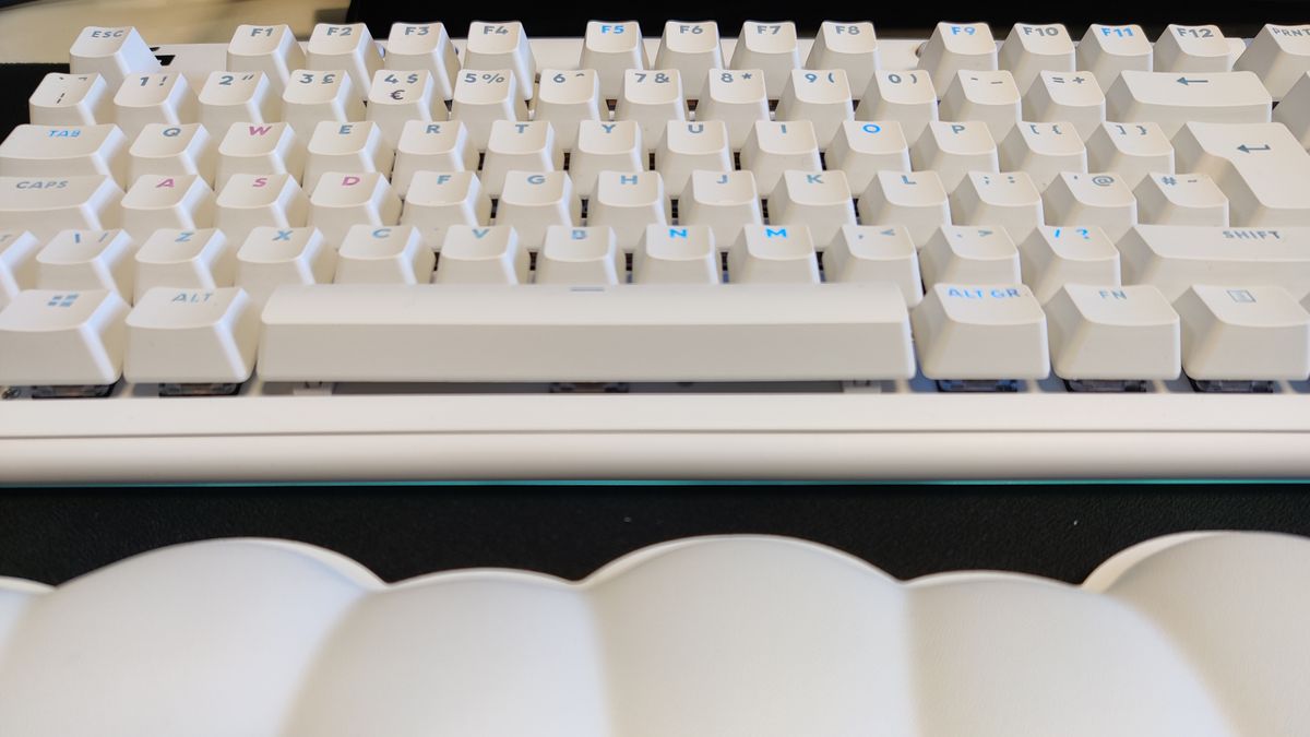 Logitech G715 wireless gaming keyboard review | PC Gamer