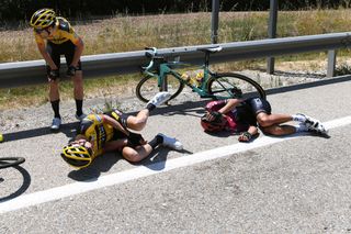 Gijs Leemreize crashed on stage 1 of theVuelta a Burgos