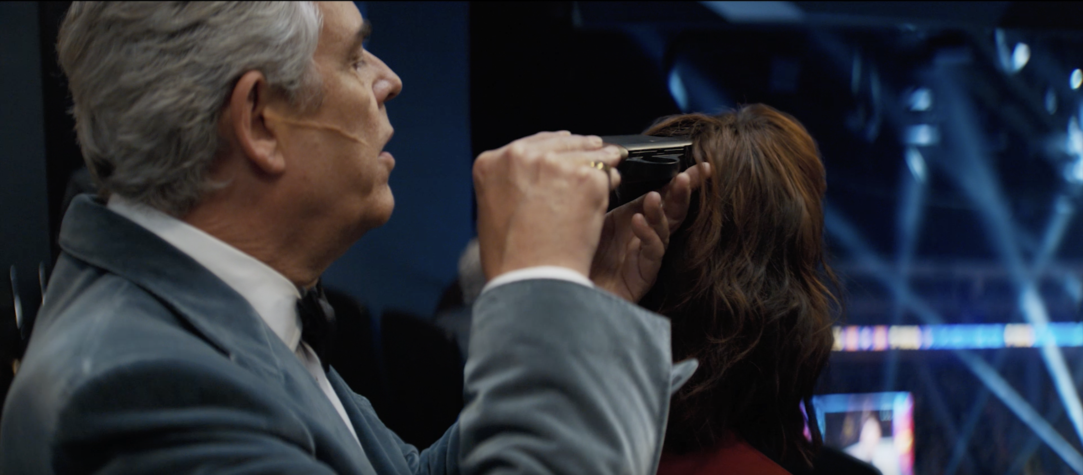 The Naked Gun VFX tips