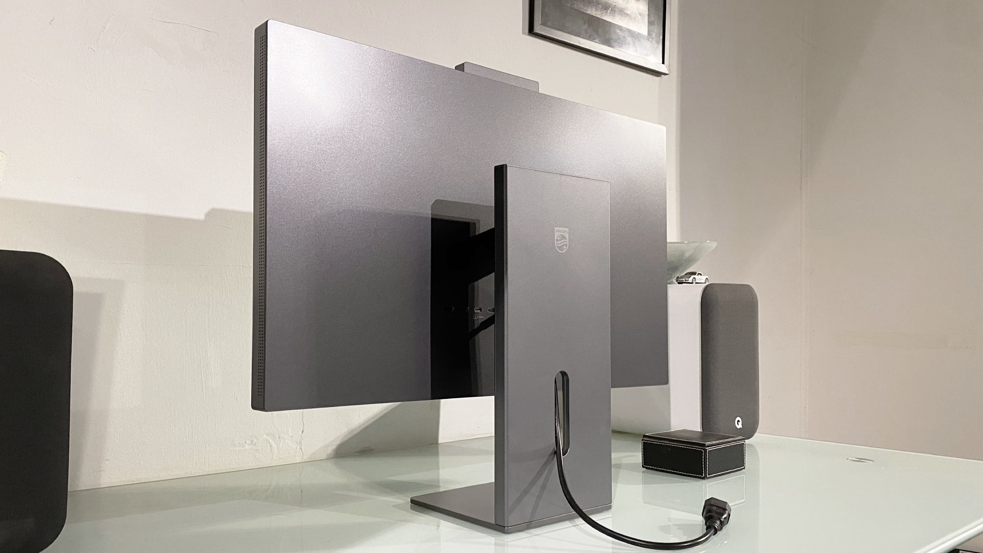 Philips 27E3U7903 during our review
