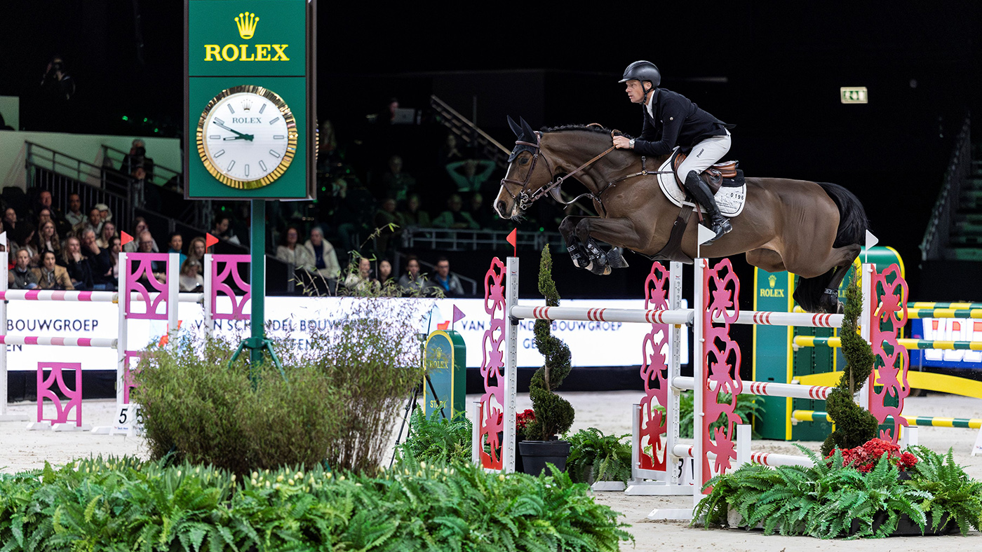 Willem Greve tops the horse swap class results 2025.