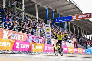 Elite Women - Paris-Roubaix Femmes: Massive solo attack lands Pauline Ferrand-Prévot stunning victory in debut at home race