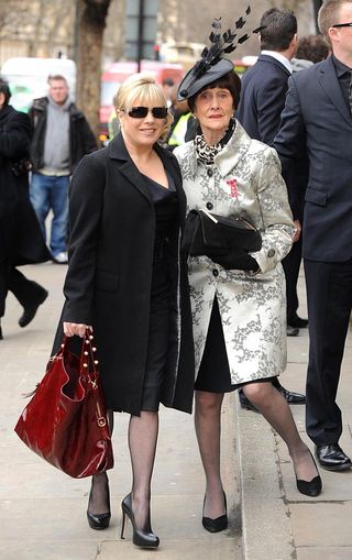 Stars gather for Wendy Richard's funeral (+PHOTOS)