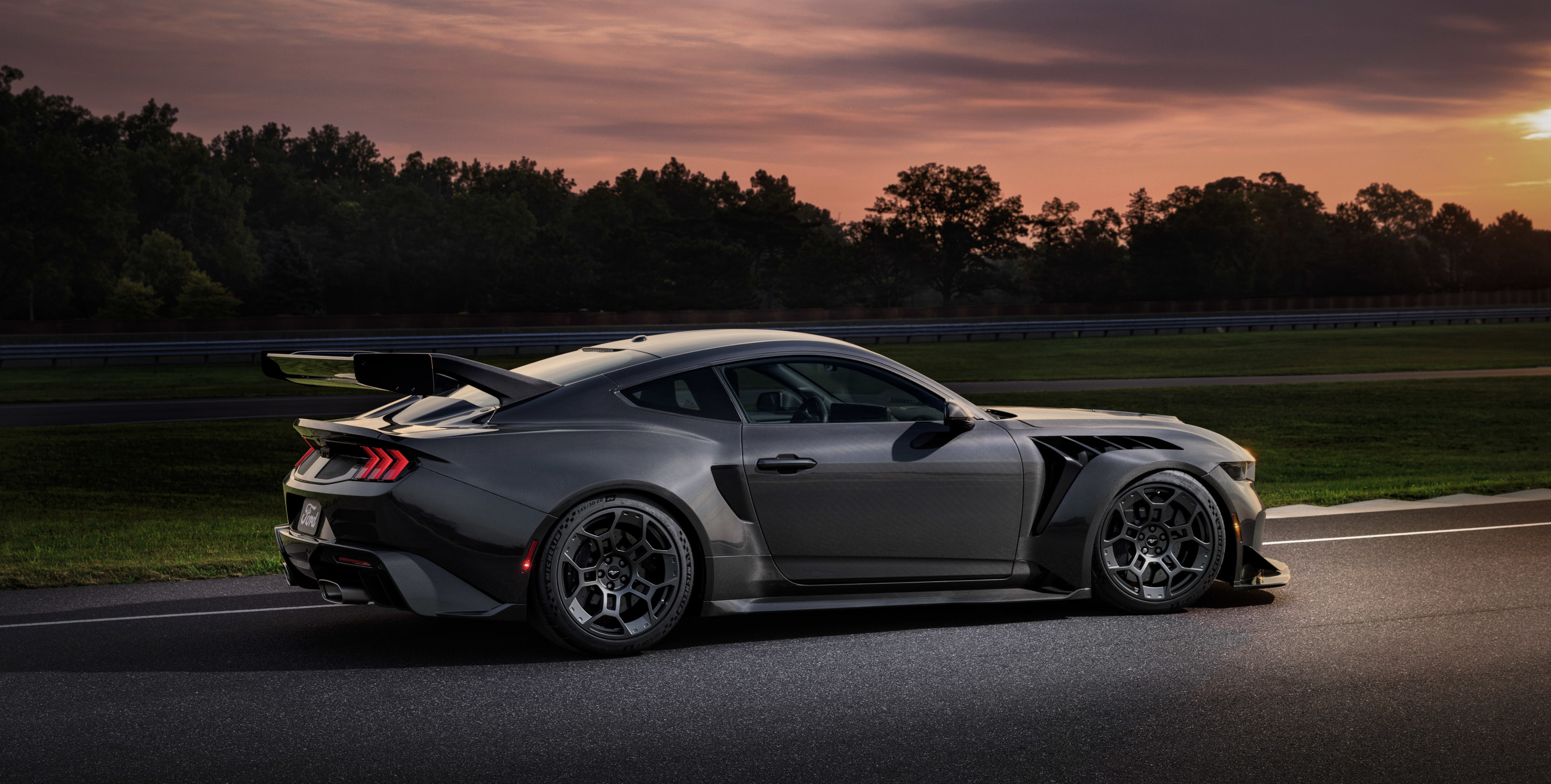 Ford Mustang GTD Liquid Carbon