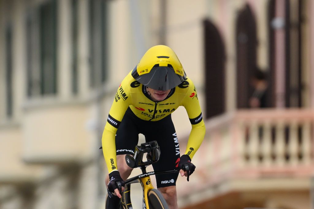 LIDO DI CAMAIORE ITALY MARCH 04 Jonas Vingegaard of Denmark and Team VismaLease A Bike sprints during the 59th TirrenoAdriatico 2024 Stage 1 a 10km individual trial time from Lido di Camaiore to Lido di Camaiore UCIWT on March 04 2024 in Lido di Camaiore Italy Photo by Tim de WaeleGetty Images