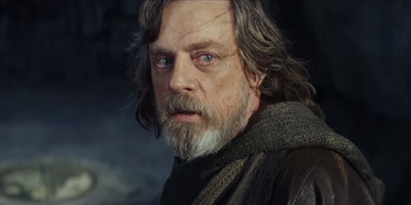 Why Luke Skywalker Used A Blue Lightsaber In Star Wars: The Last Jedi |  Cinemablend
