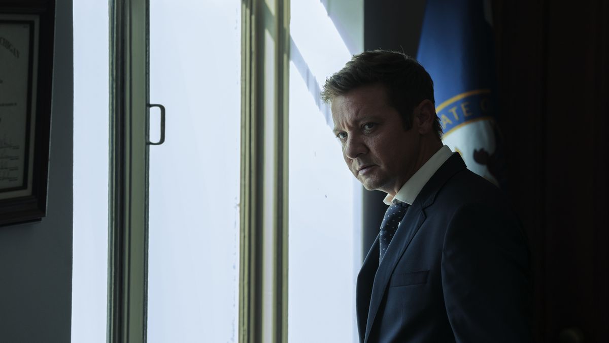 Jeremy Renner in Mayor of Kingstown