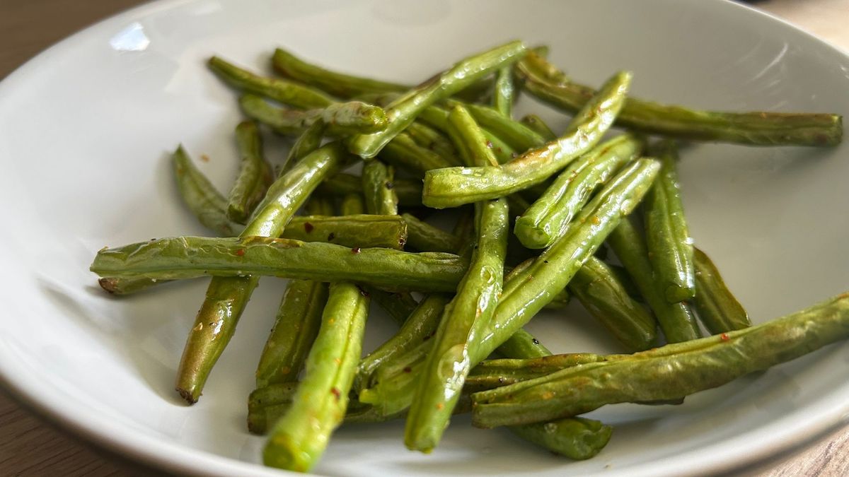 Green beans cooked with Philips 1000 Series Dual Basket Air Fryer