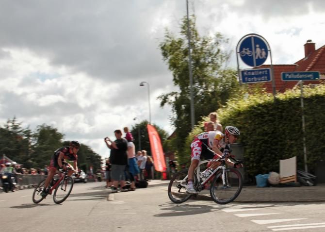 Lars Bak (Lotto-Belisol) and Magnus Cort (Team CULT Energy) on the chase at the final laps in Varde