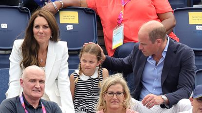 ROXANNE💮 on Twitter  Princess charlotte, Prince william family, Prince  william and catherine