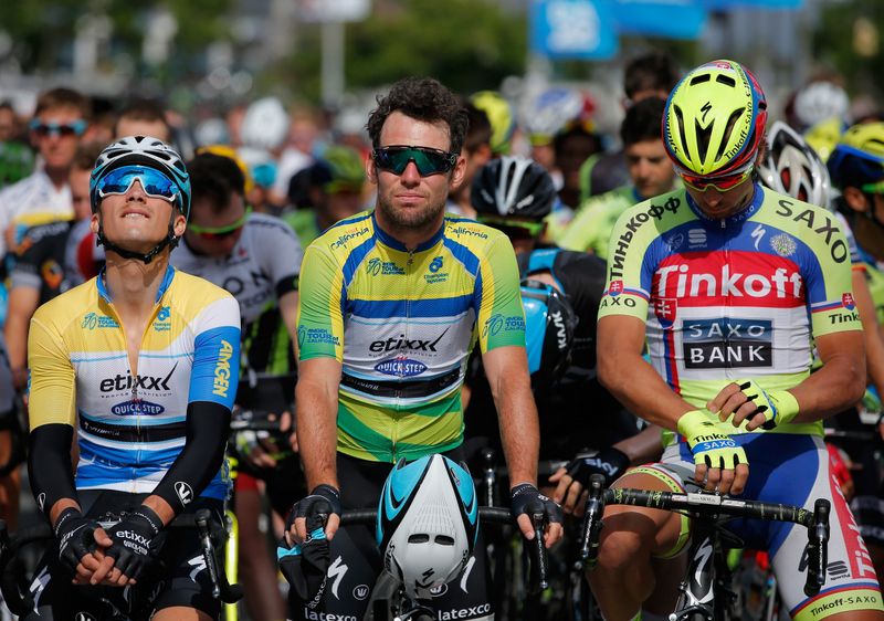 Julian Alaphilippe (Etixx-Quick Step), Mark Cavendish and Peter Sagan (Tinkoff-Saxo) on the start line