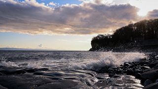How to do seascape photography: image shows a seascape from south Wales, UK