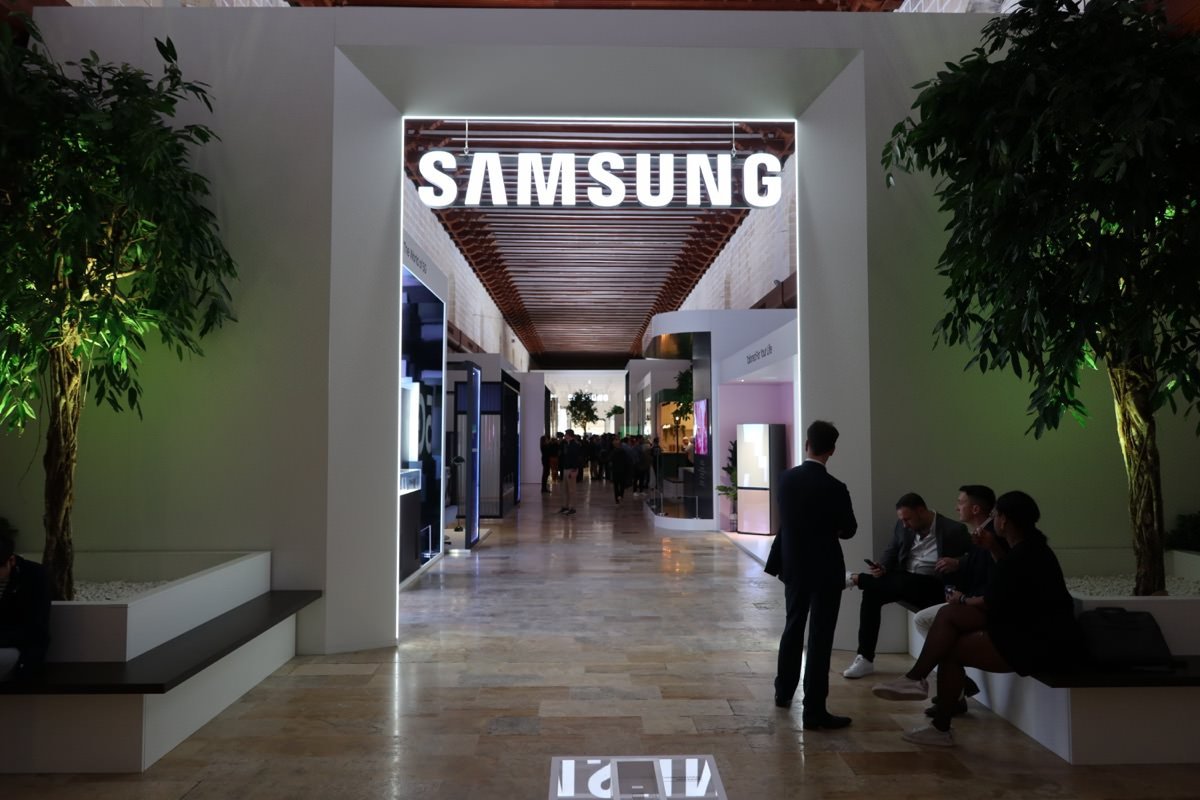 Samsung
