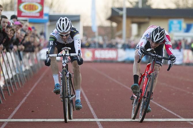 Can you see who won? It took a microscope to see if Albert or van der Poel crossed first