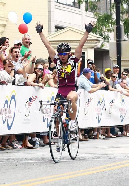 Proving that good things come in threes- Laura Van Gilder (Team Mellow Mushroom Racing) wins the Wilmington Grand Prix for the third straight year. Congrats Laura!