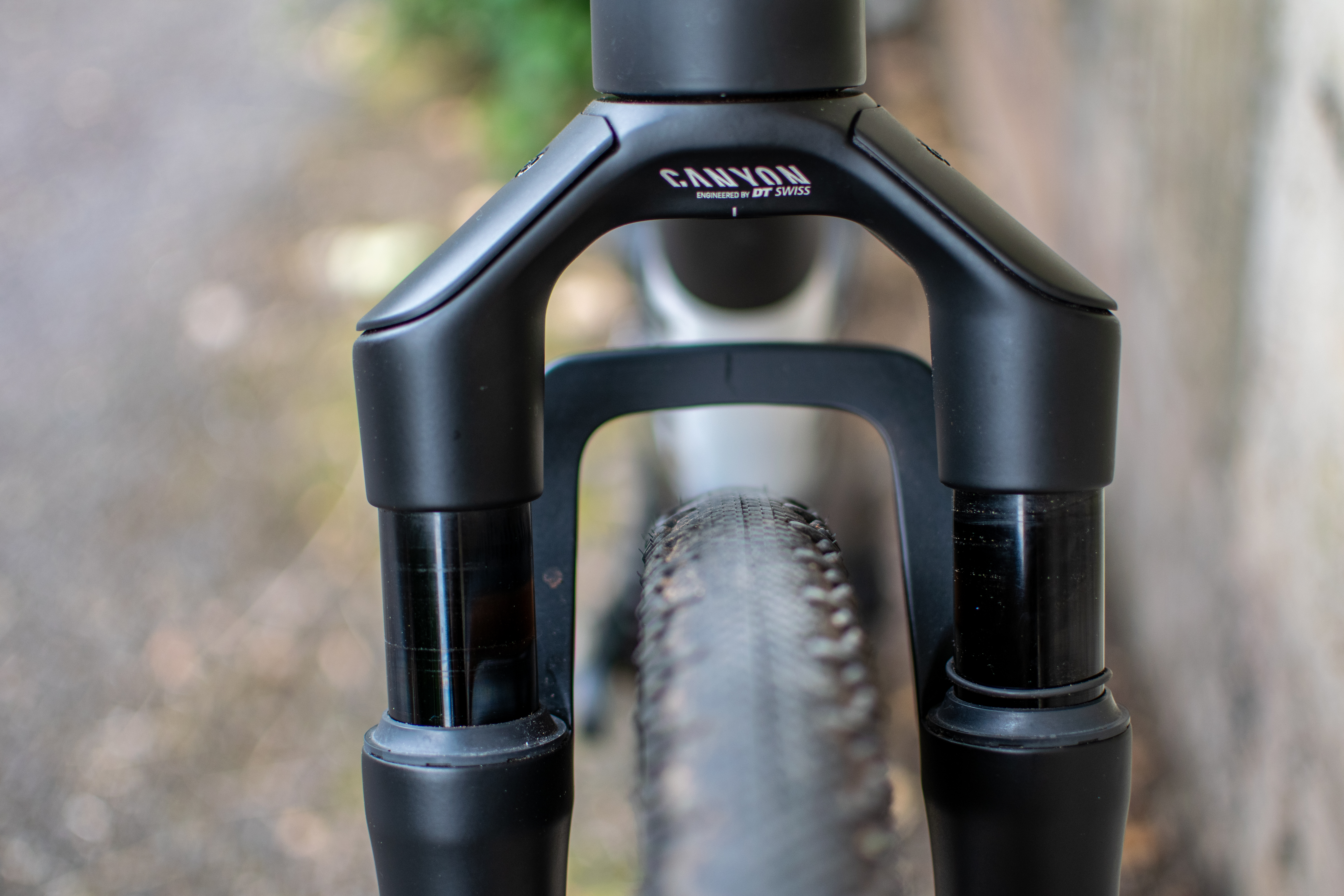 A Canyon / DT Swiss F132 One suspension fork crown