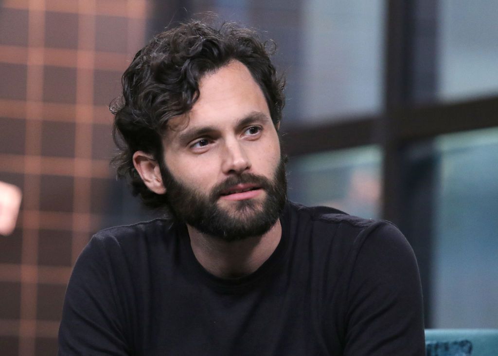 You star Penn Badgley