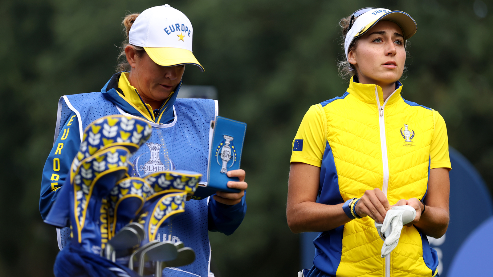Nastasia Nadaud chats to her caddie